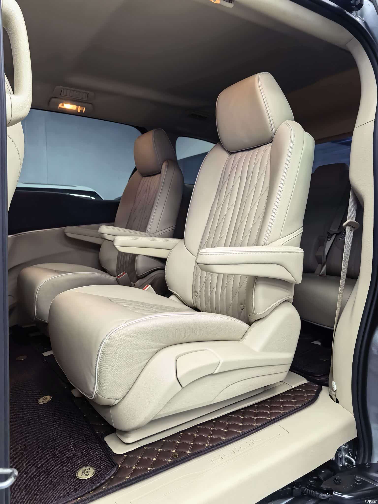 Buick GL8, 2023 6