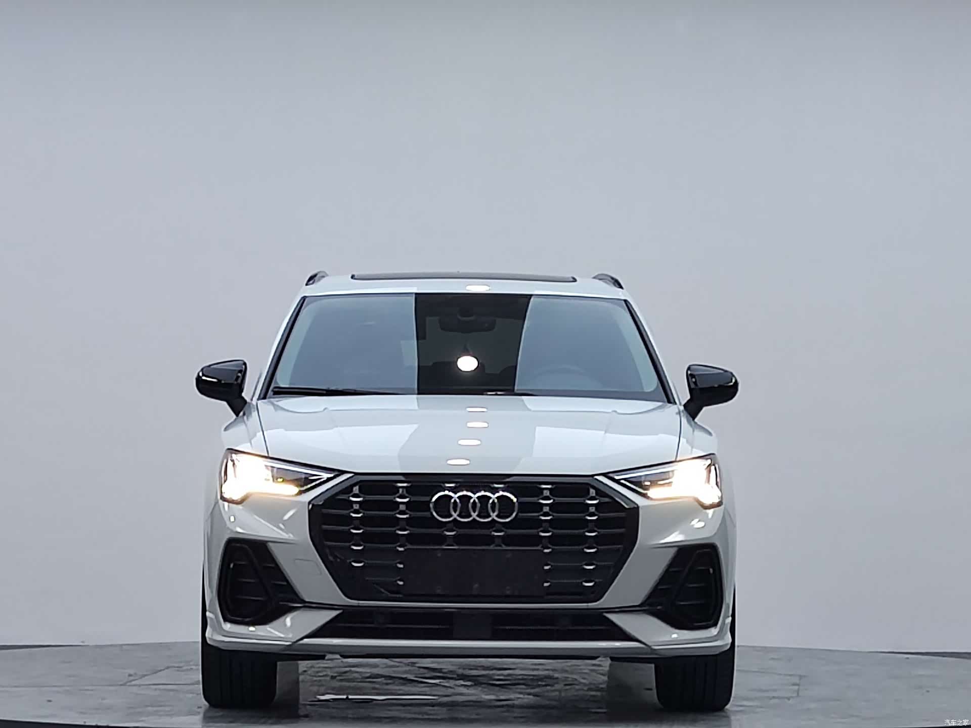 Audi Q3, 2021 3