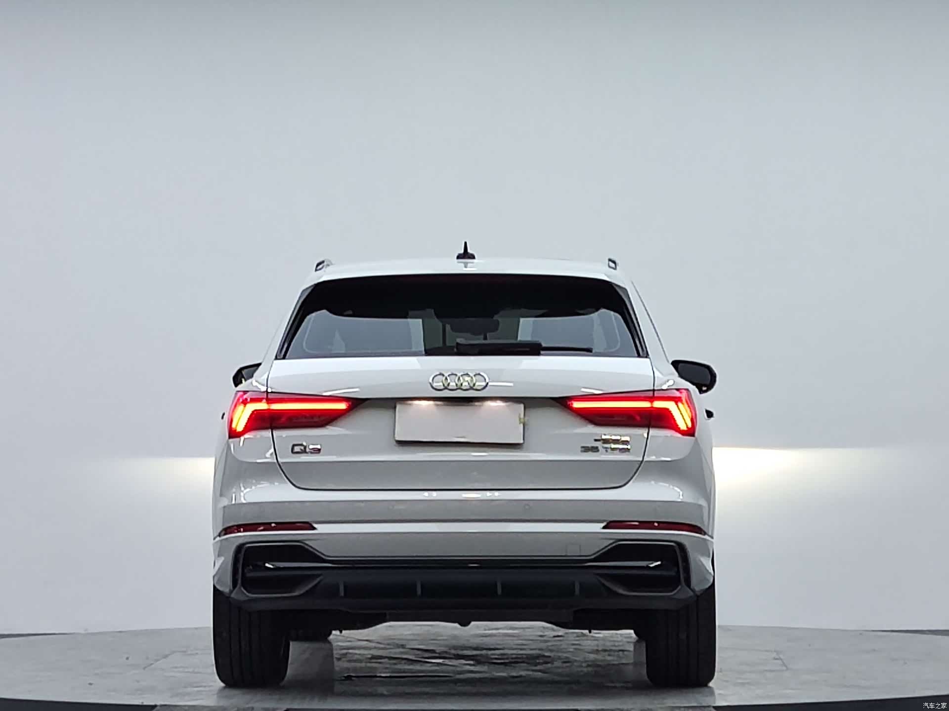 Audi Q3, 2022 6