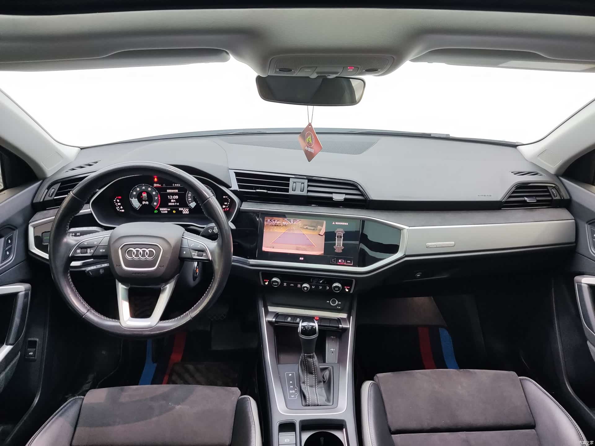 Audi Q3, 2021 14