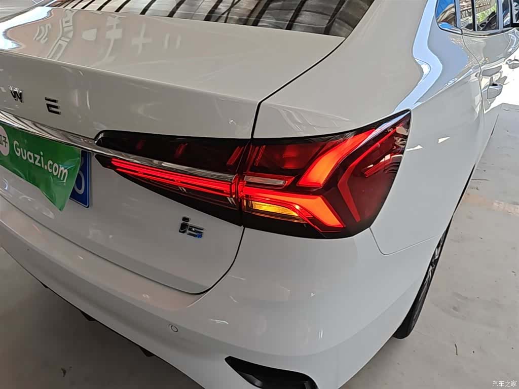 Roewe i5, 2022 8