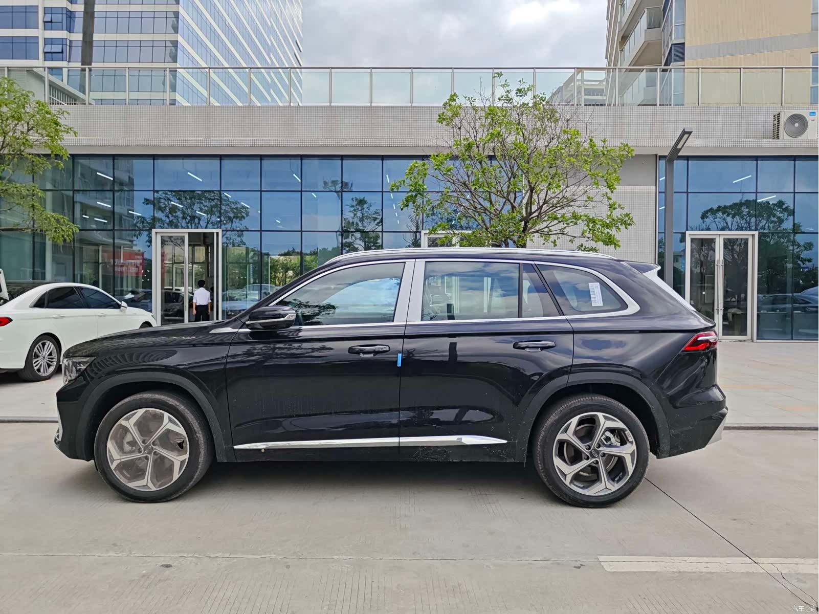 Geely Xingyue L, 2026 3