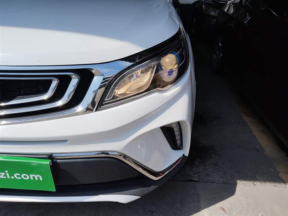 Geely Vision X3