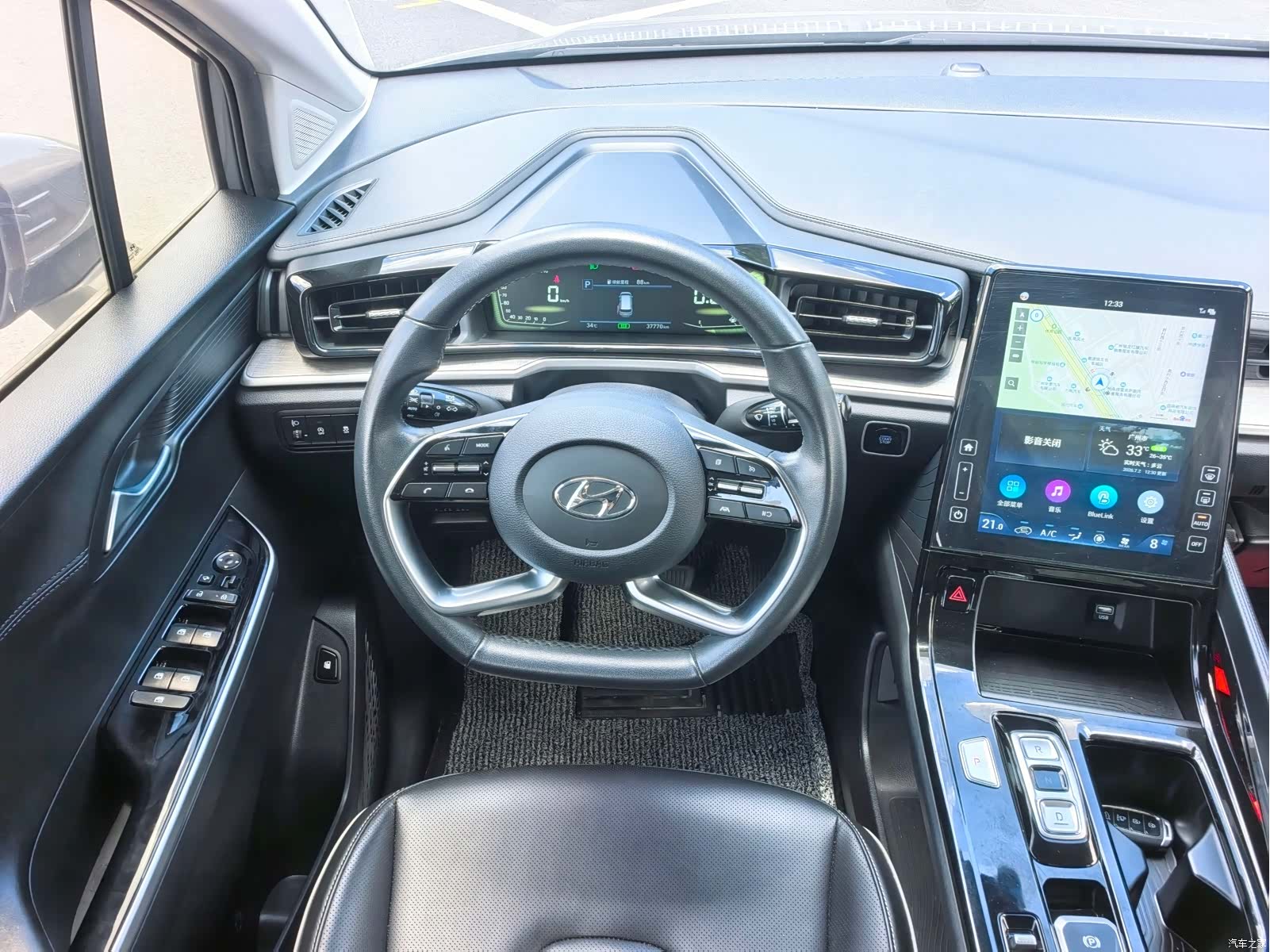 Hyundai Custo, 2023 14
