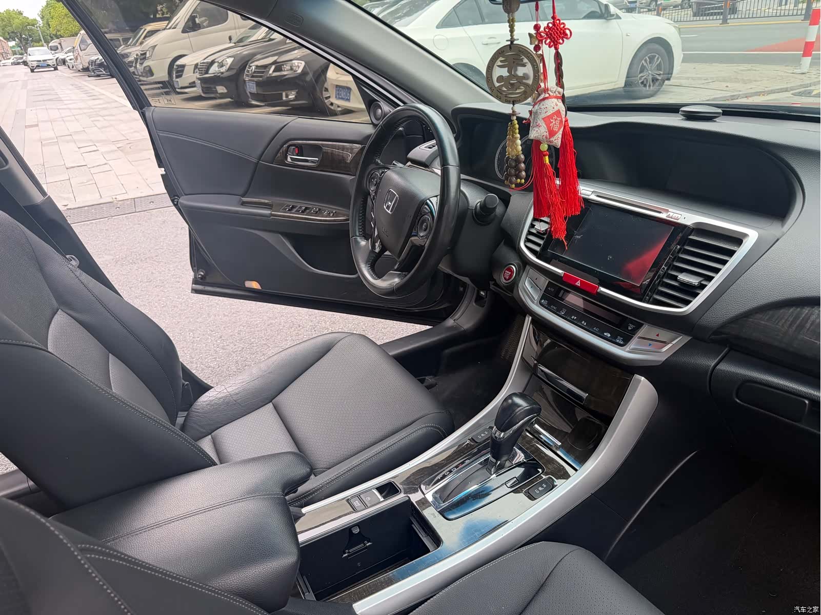 Honda Accord, 2015 11