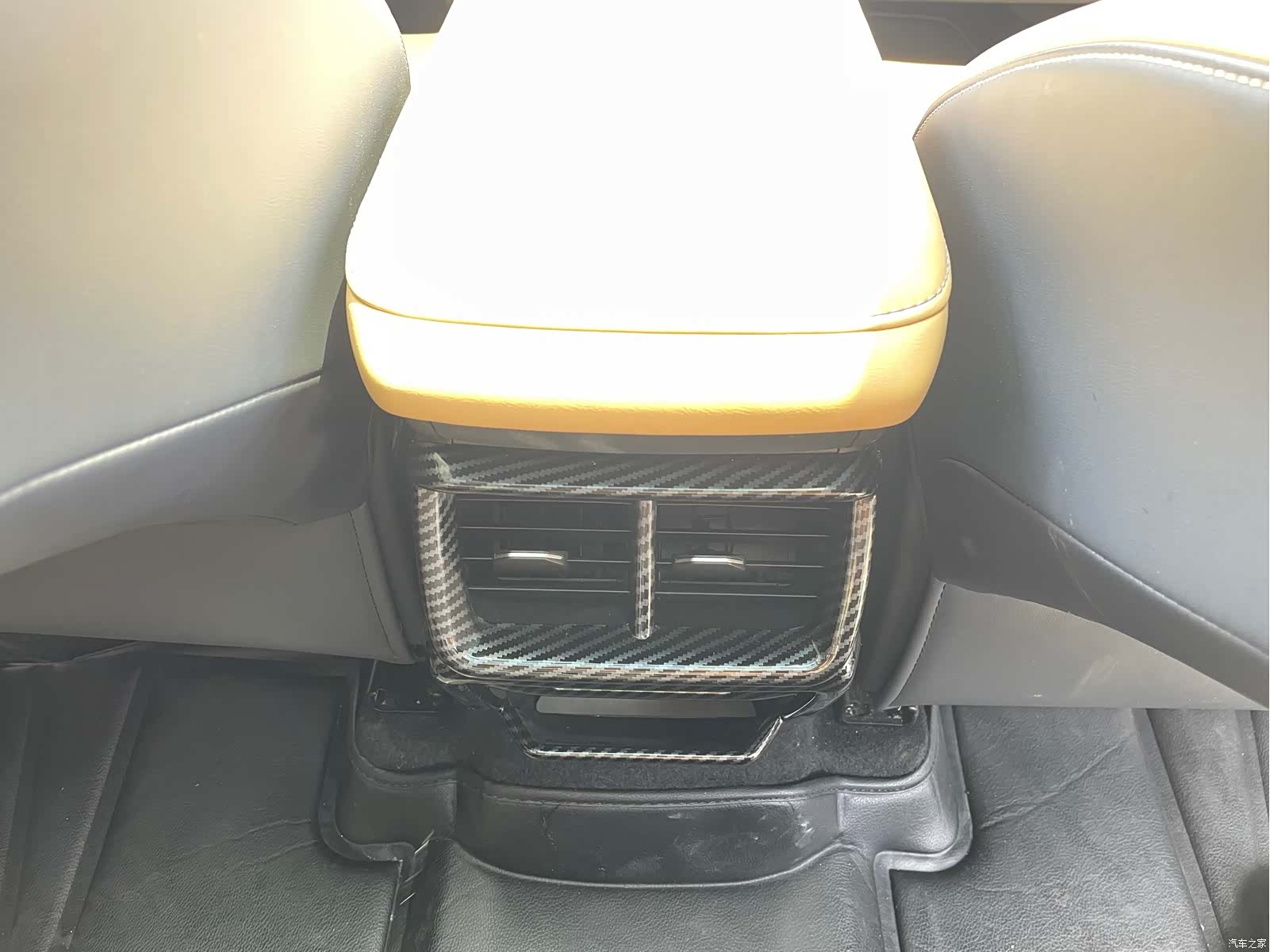 Geely Boyue, 2023 19