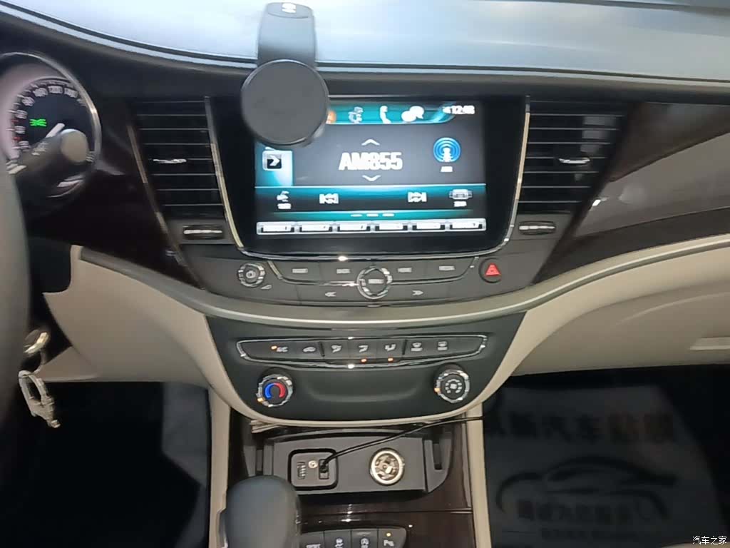 Buick Verano, 2018 13