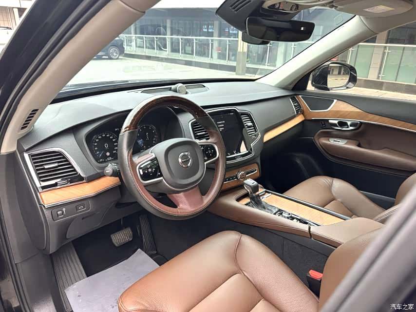 Volvo XC90, 2020 3