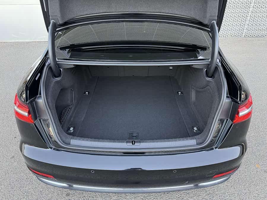 Audi A6L 2019, фото 6