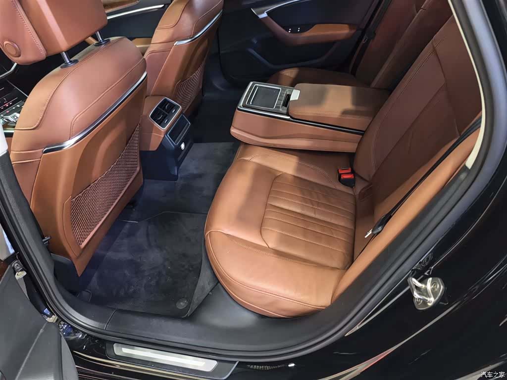 Audi A6L, 2019 15