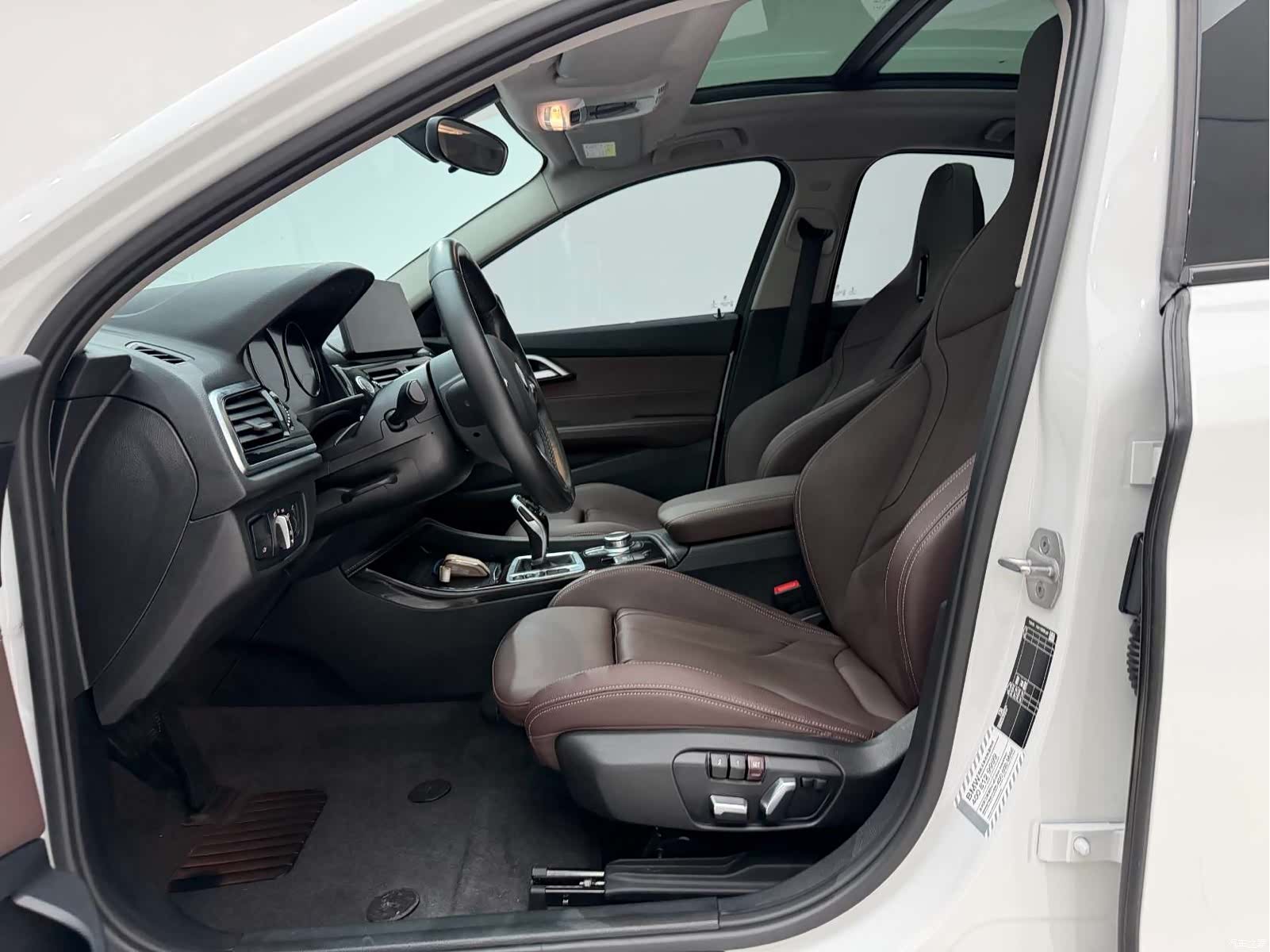 BMW 1 Series, 2022 15