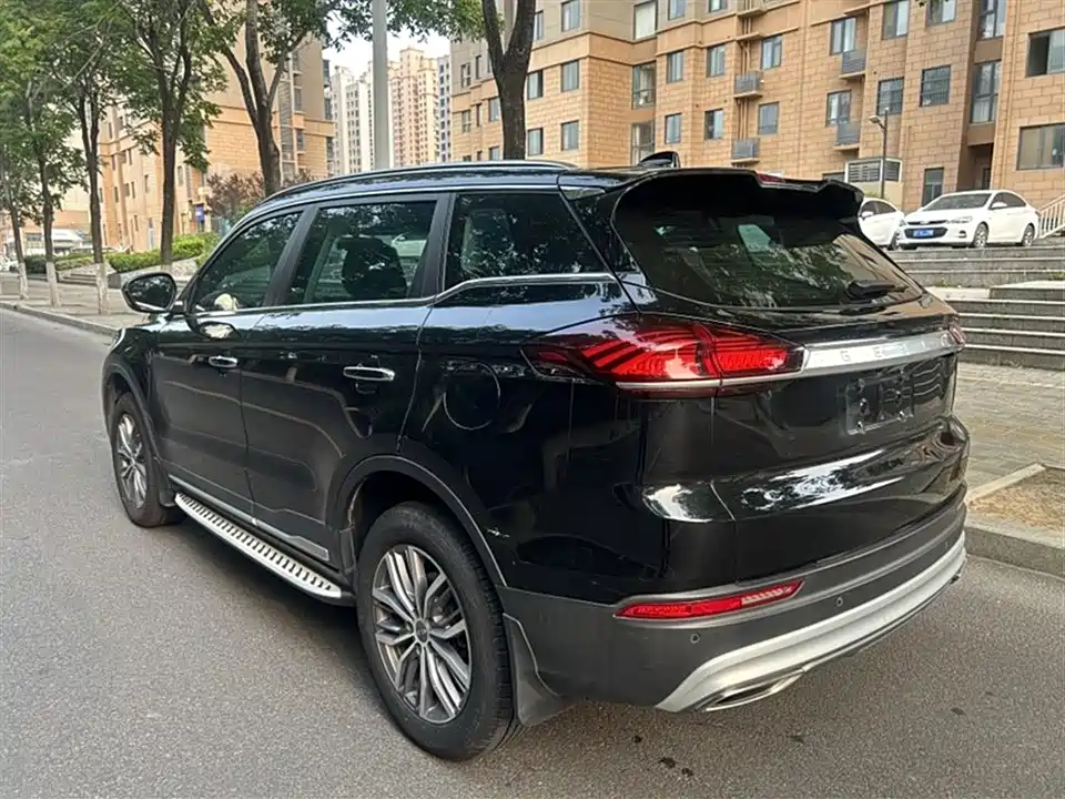 Geely Atlas