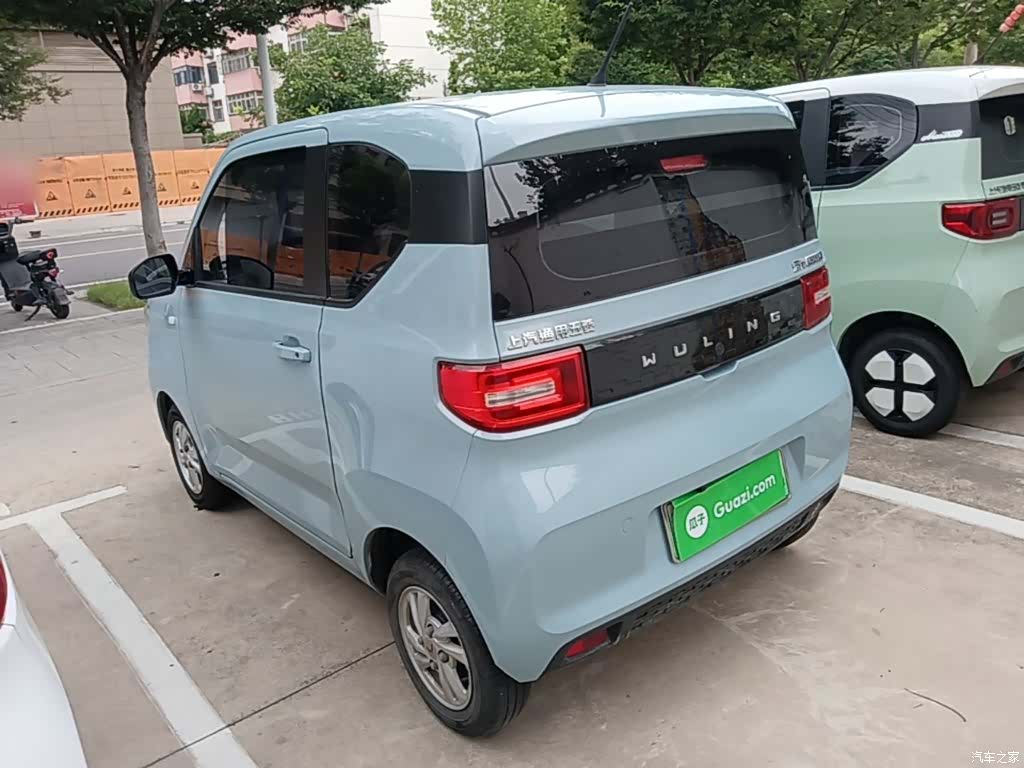 Wuling MINIEV, 2021 все фото