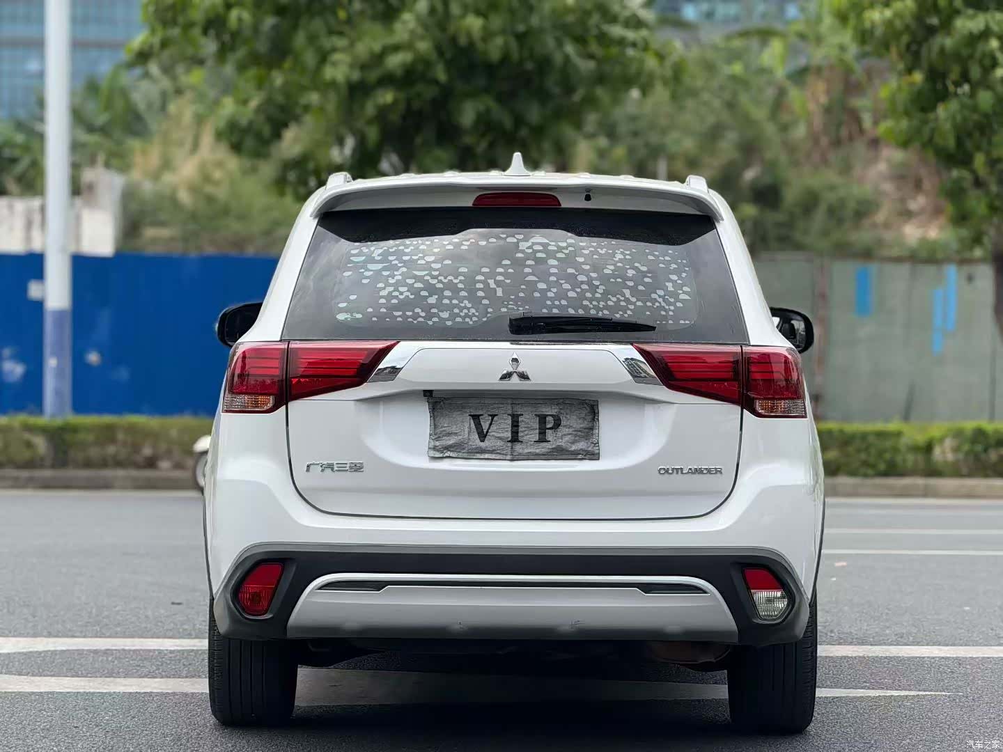 Mitsubishi Outlander, 2019 8
