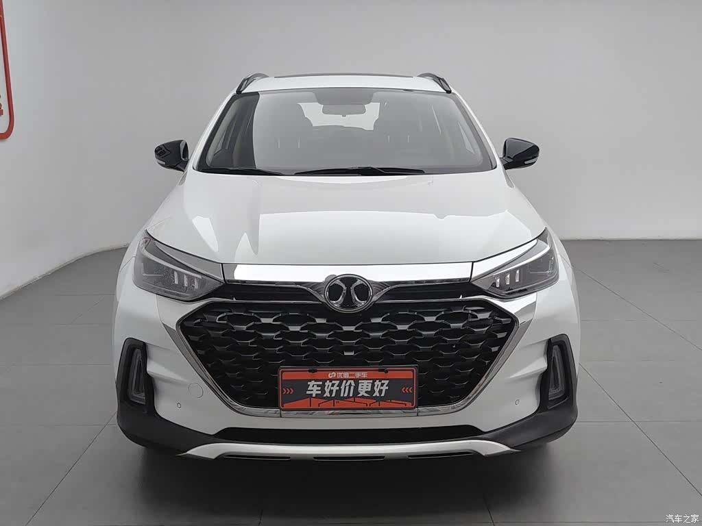 BAIC V, 2019 3