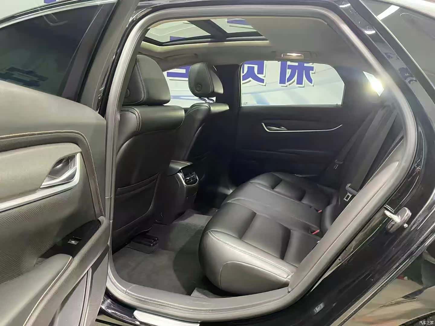 Cadillac XTS, 2019 15