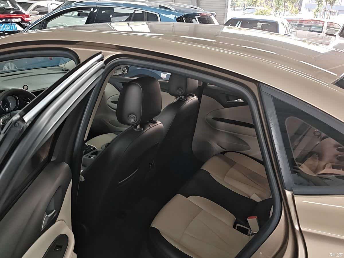 Buick Verano, 2015 11