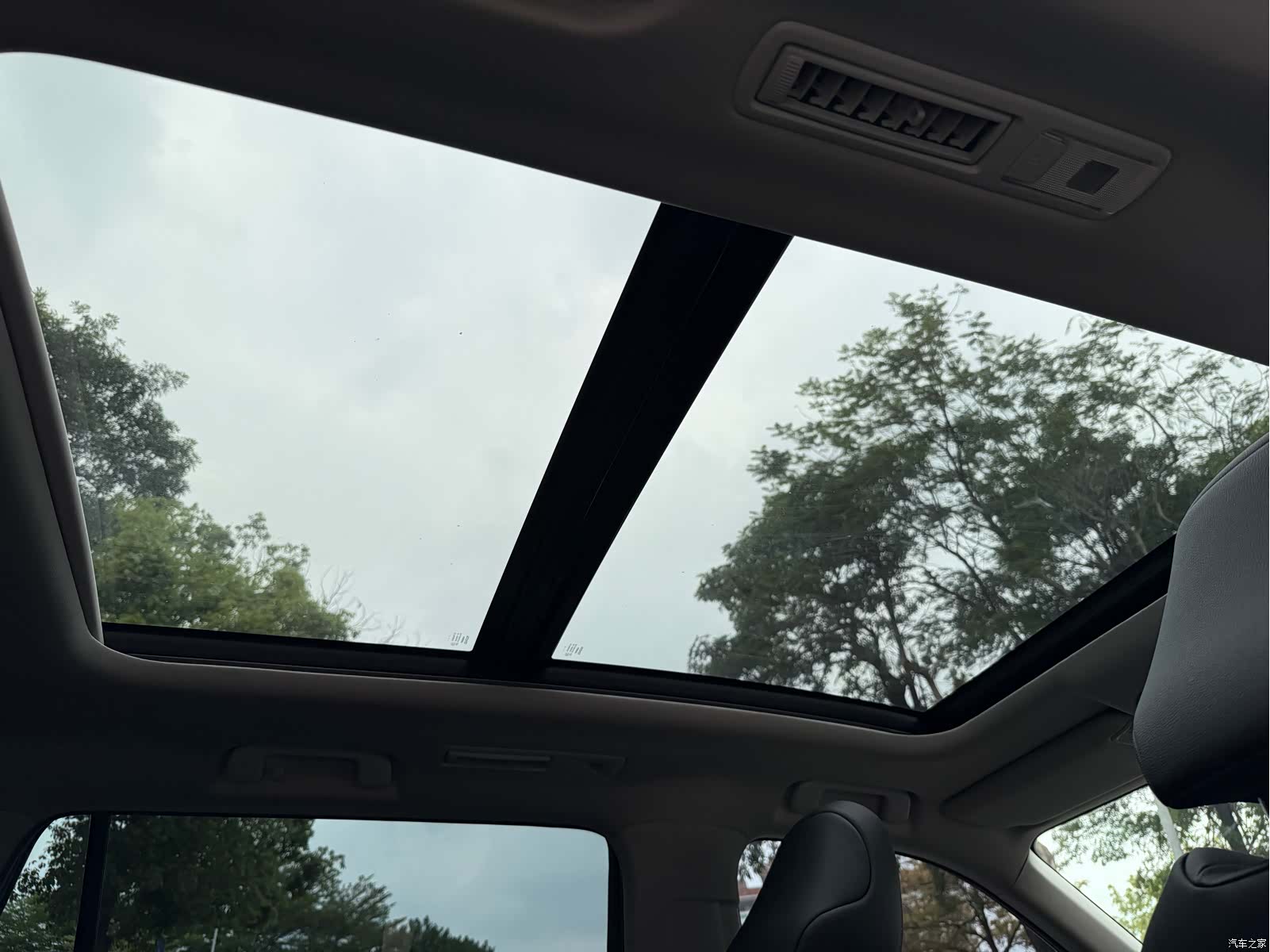 Toyota Highlander, 2024 24