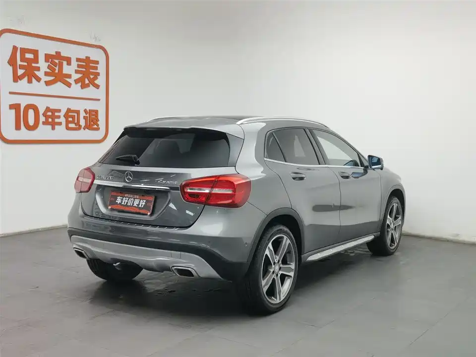 Mercedes-Benz GLA Mercedes-Benz GLA