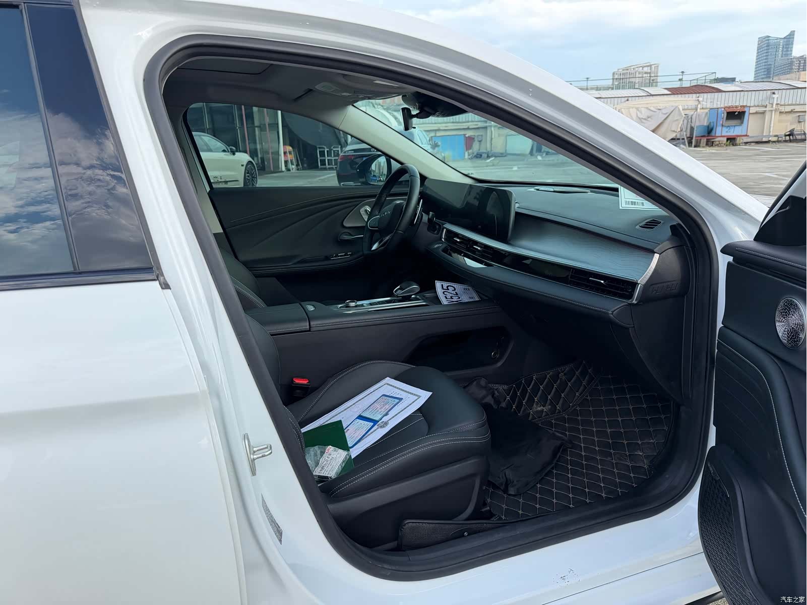 Chery Arrizo 8, 2025 9
