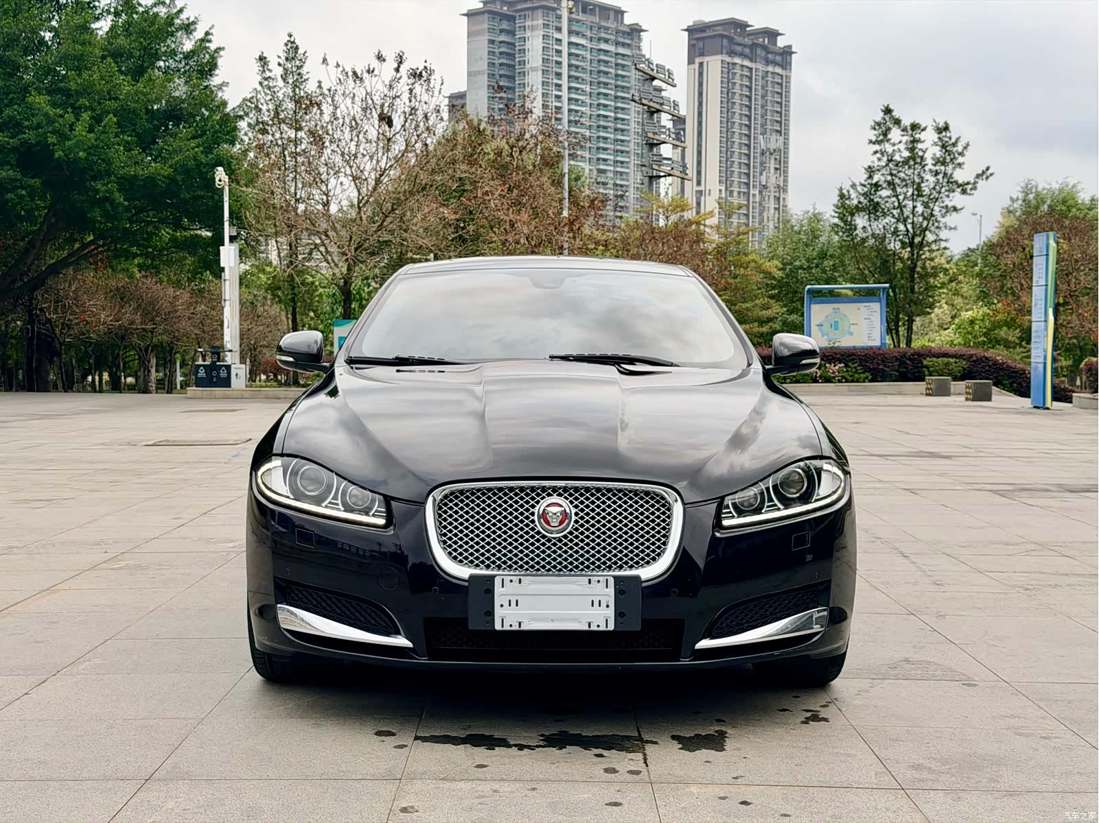 Jaguar XF, 2014 4