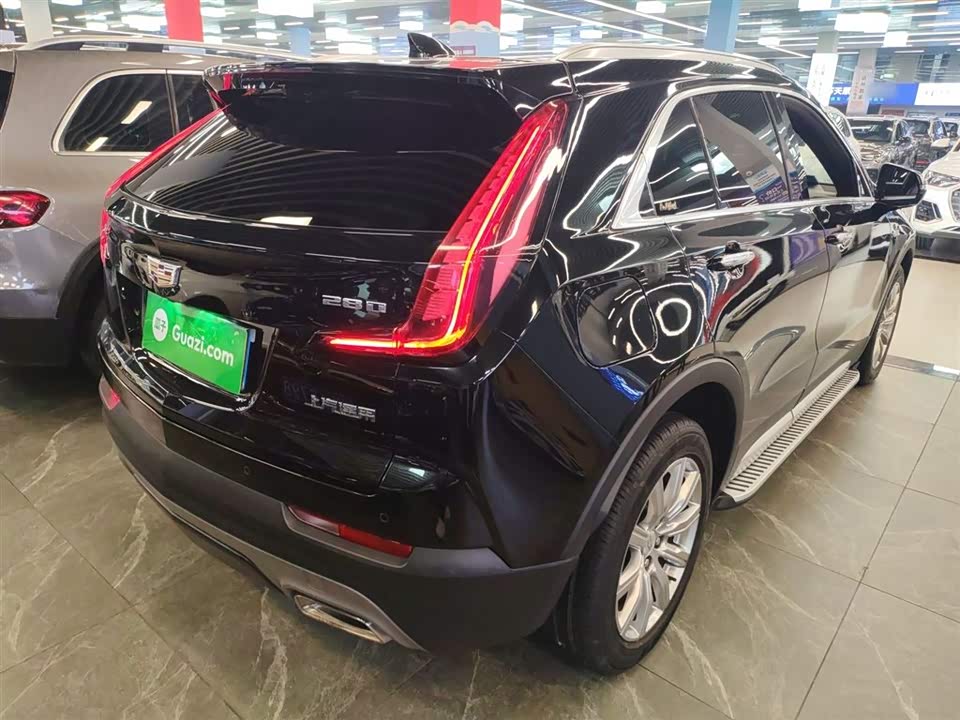 Cadillac XT4