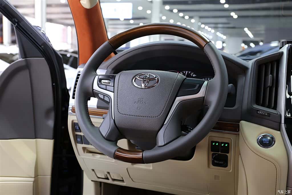 Toyota Land Cruiser, 2017 12