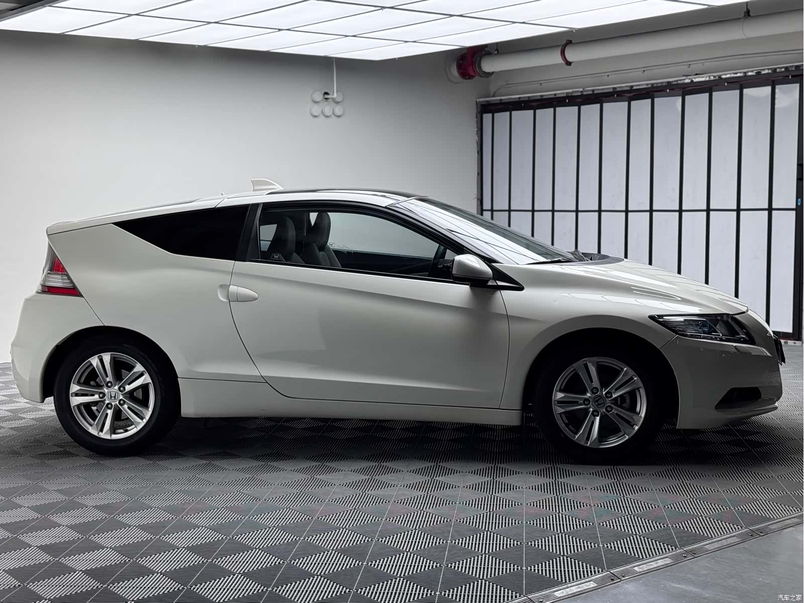 Honda CR-Z, 2015 6