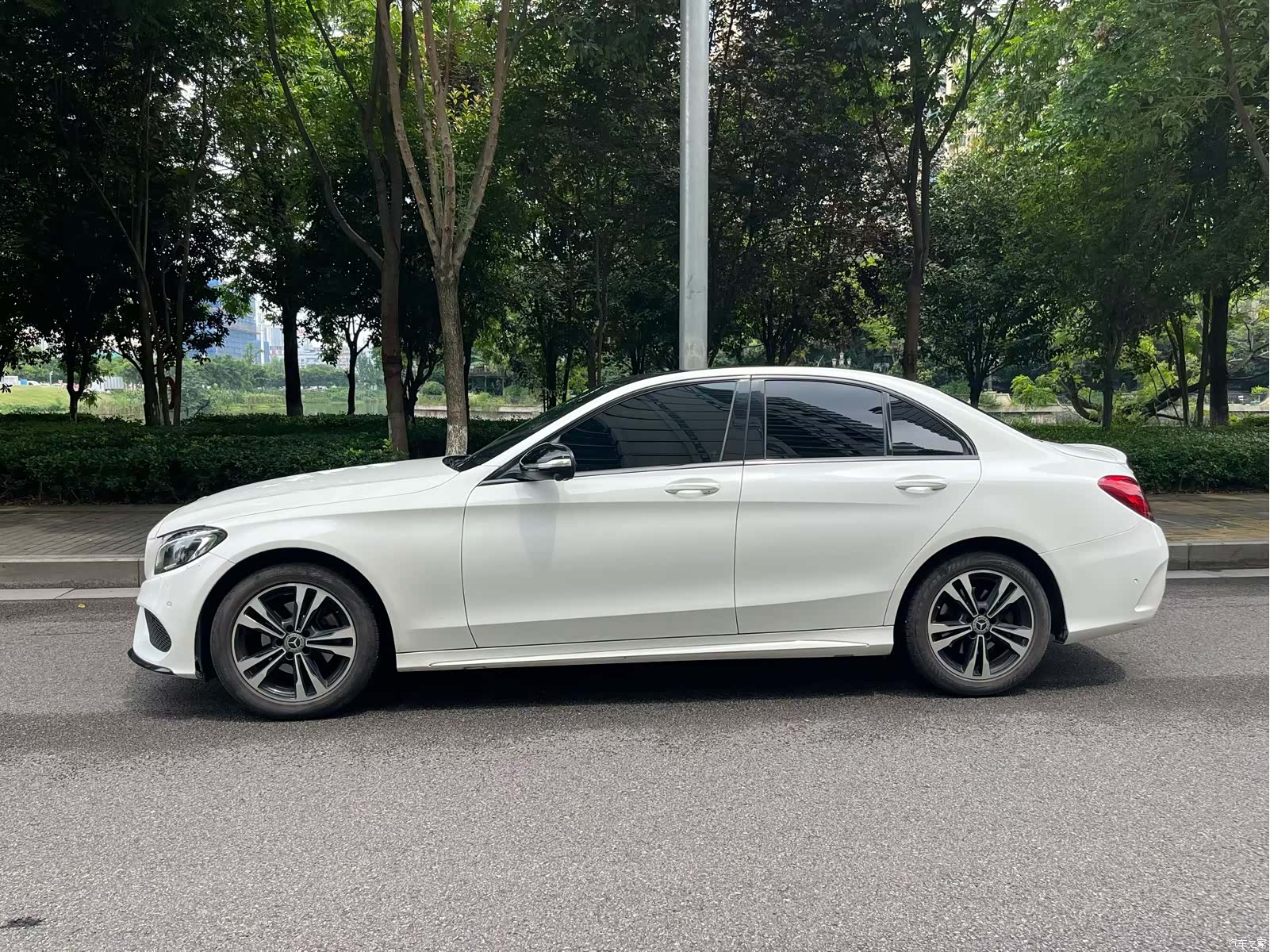 Mercedes-Benz C-Class, 2017 4