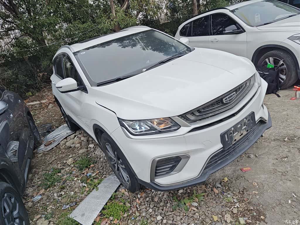 Geely Coolray, 2021 22