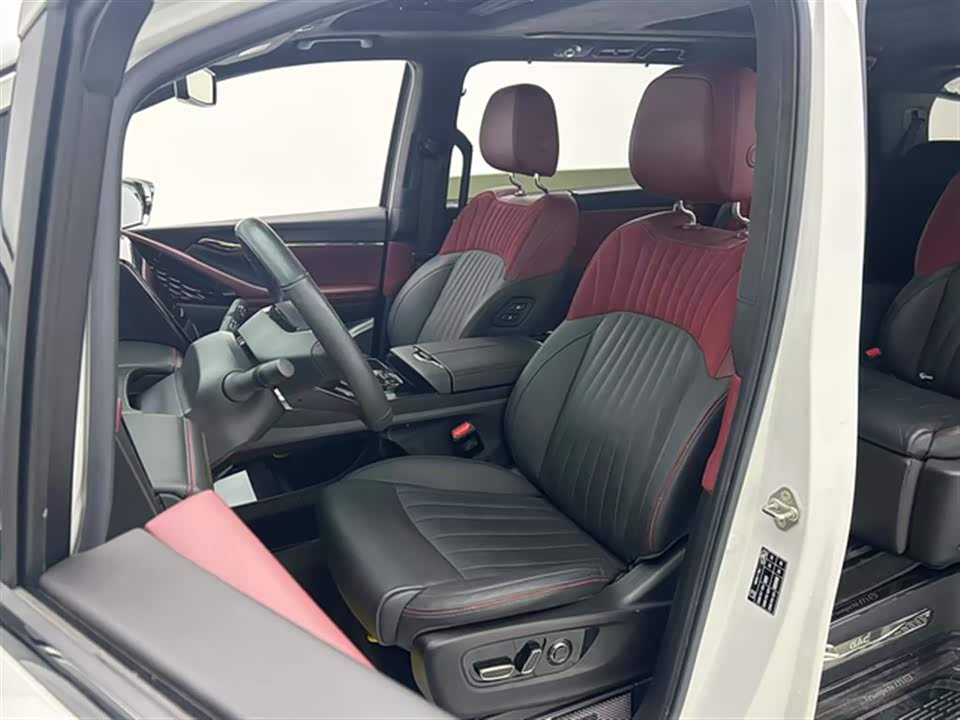 Trumpchi Trumpchi M8