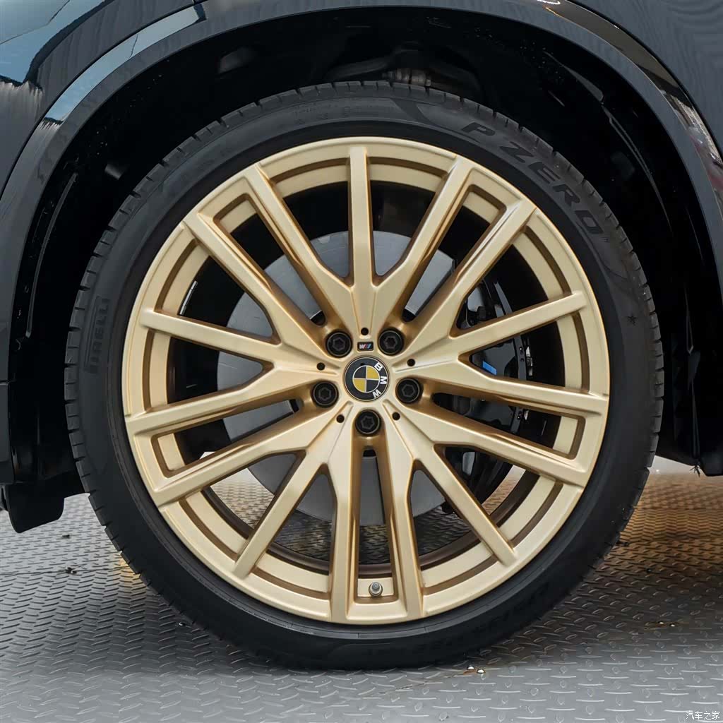 BMW X5, 2025 8