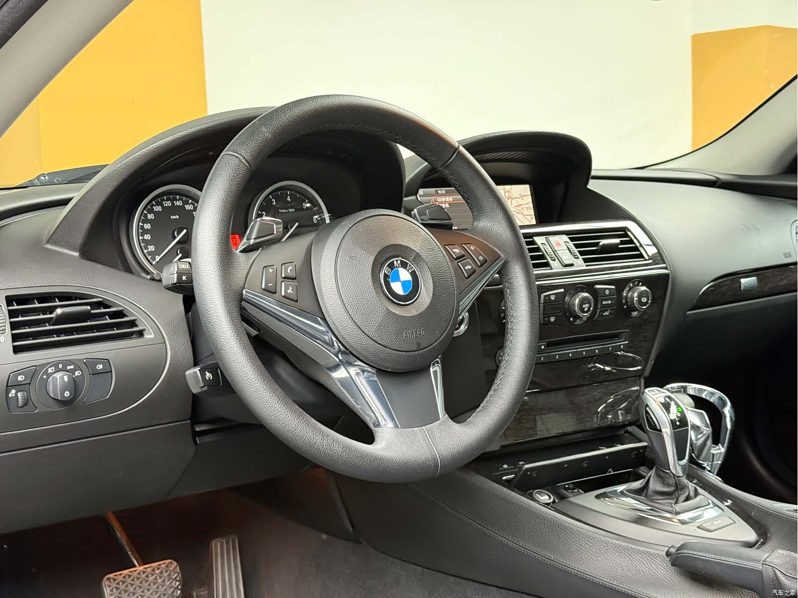 BMW 6 Series, 2010 10