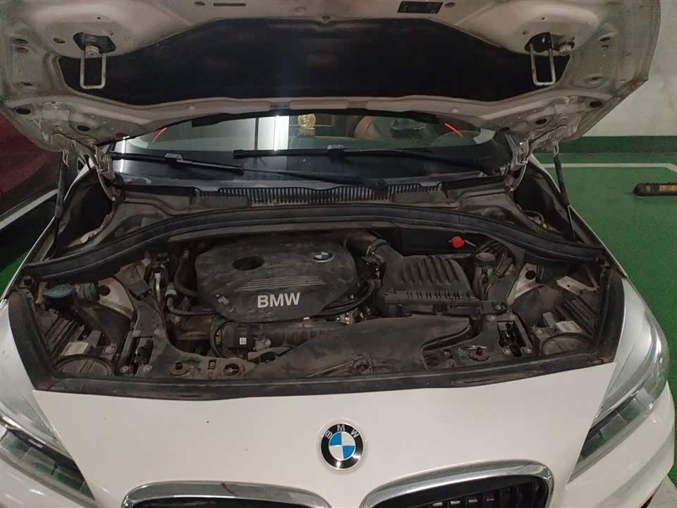 BMW 2 series station wagon