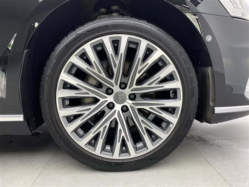 Audi A8L, 2020 38