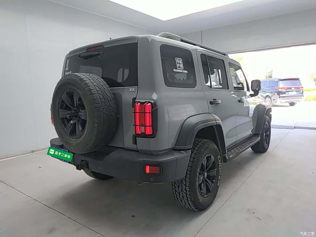 Tank 300, 2022 7