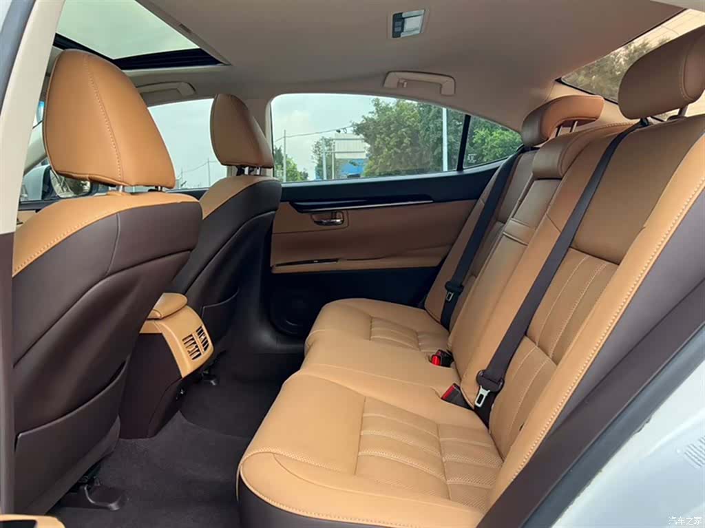 Lexus ES, 2016 20