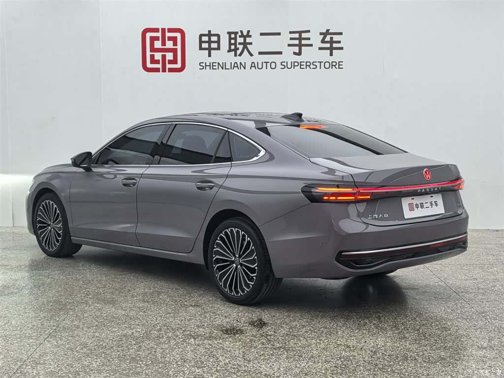 Volkswagen Passat, 2024 3