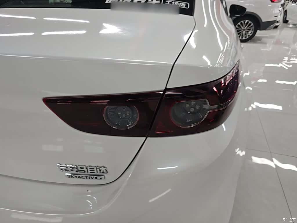 Mazda Mazda3, 2022 8