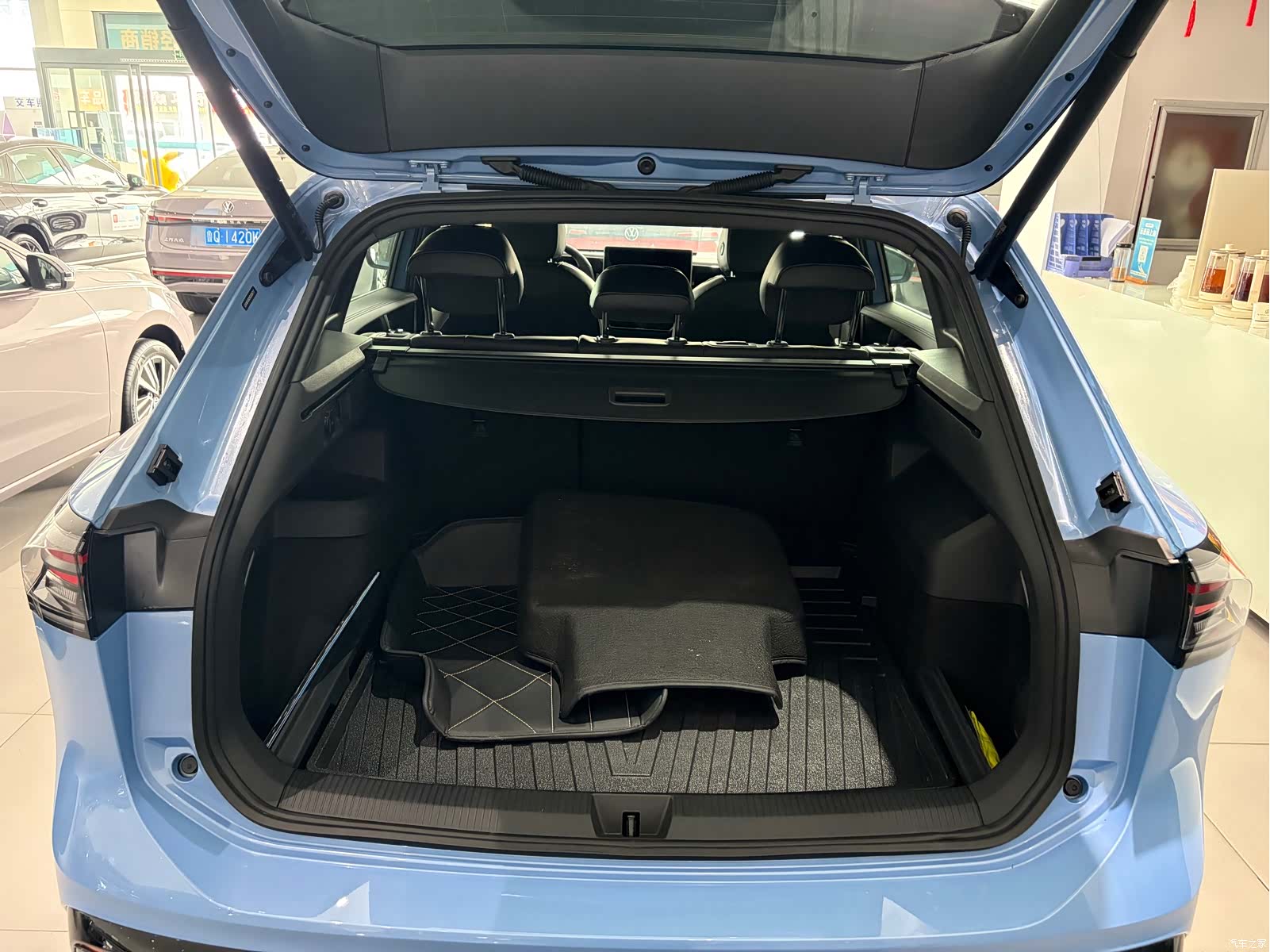 Volkswagen Tiguan L, 2025 15