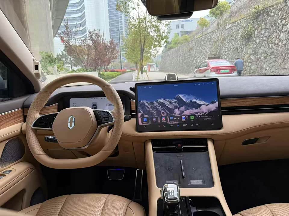 AITO Ask the world M7