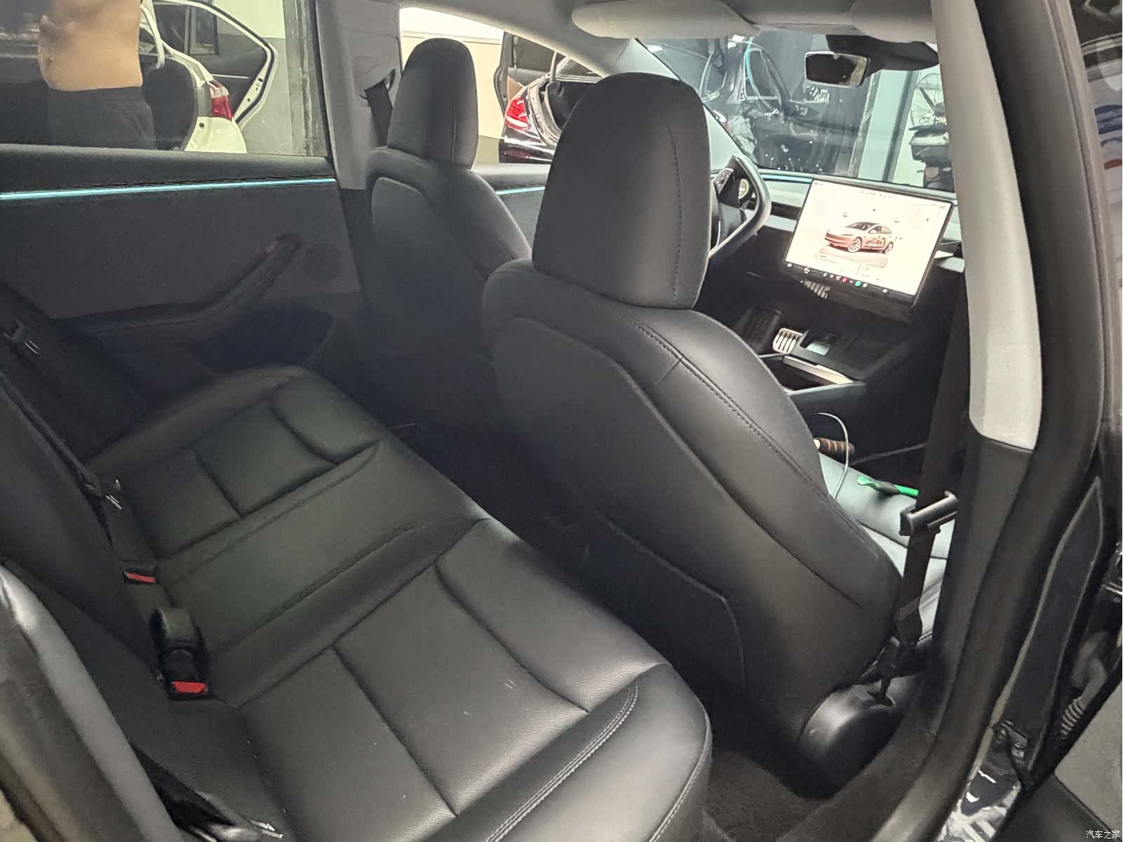 Tesla Model 3, 2024 4
