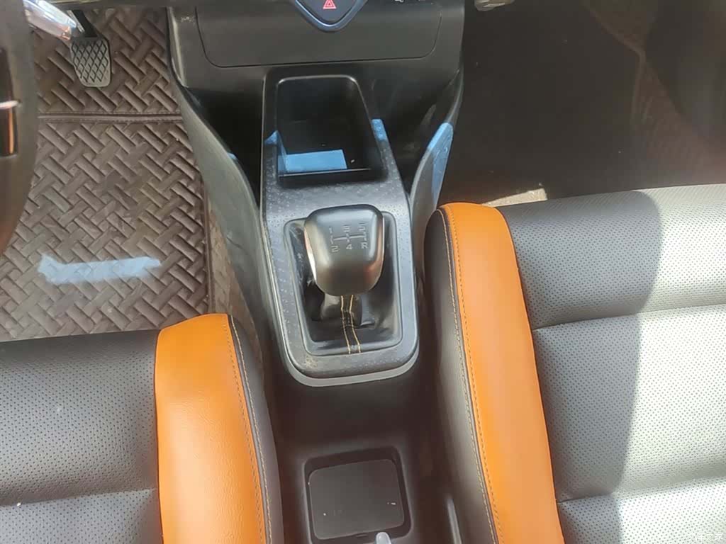 Geely X1, 2018 14