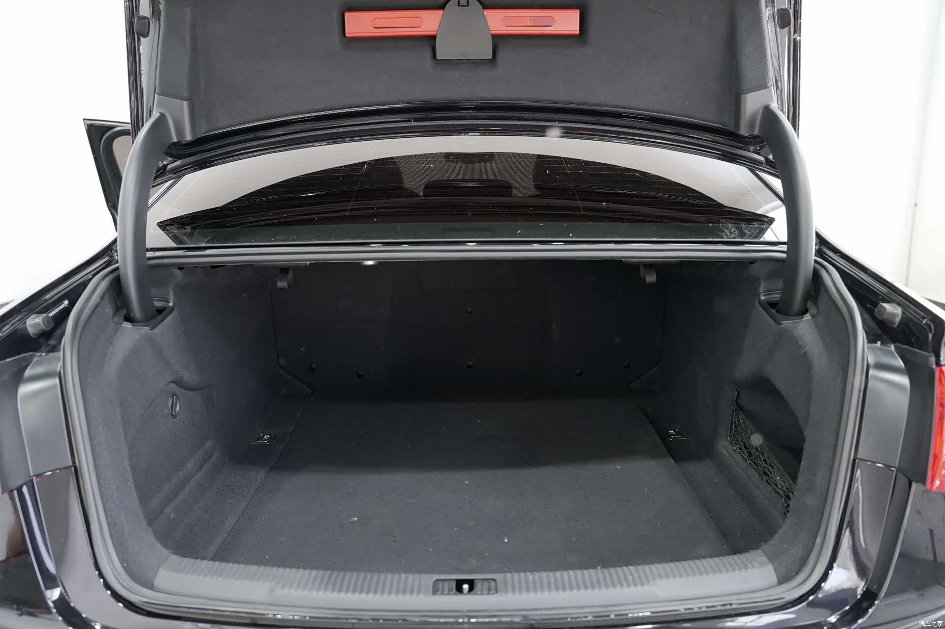 Audi A6L, 2014 19
