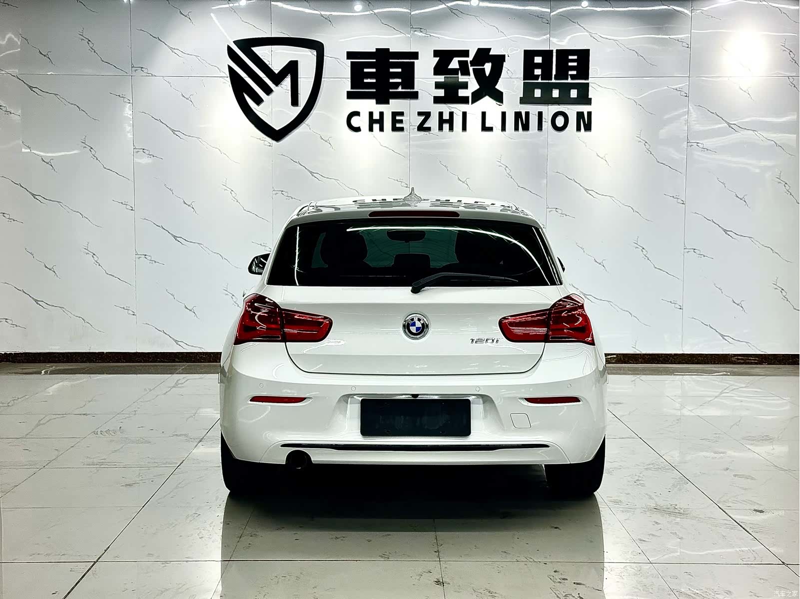 BMW 1 Series, 2016 все фото