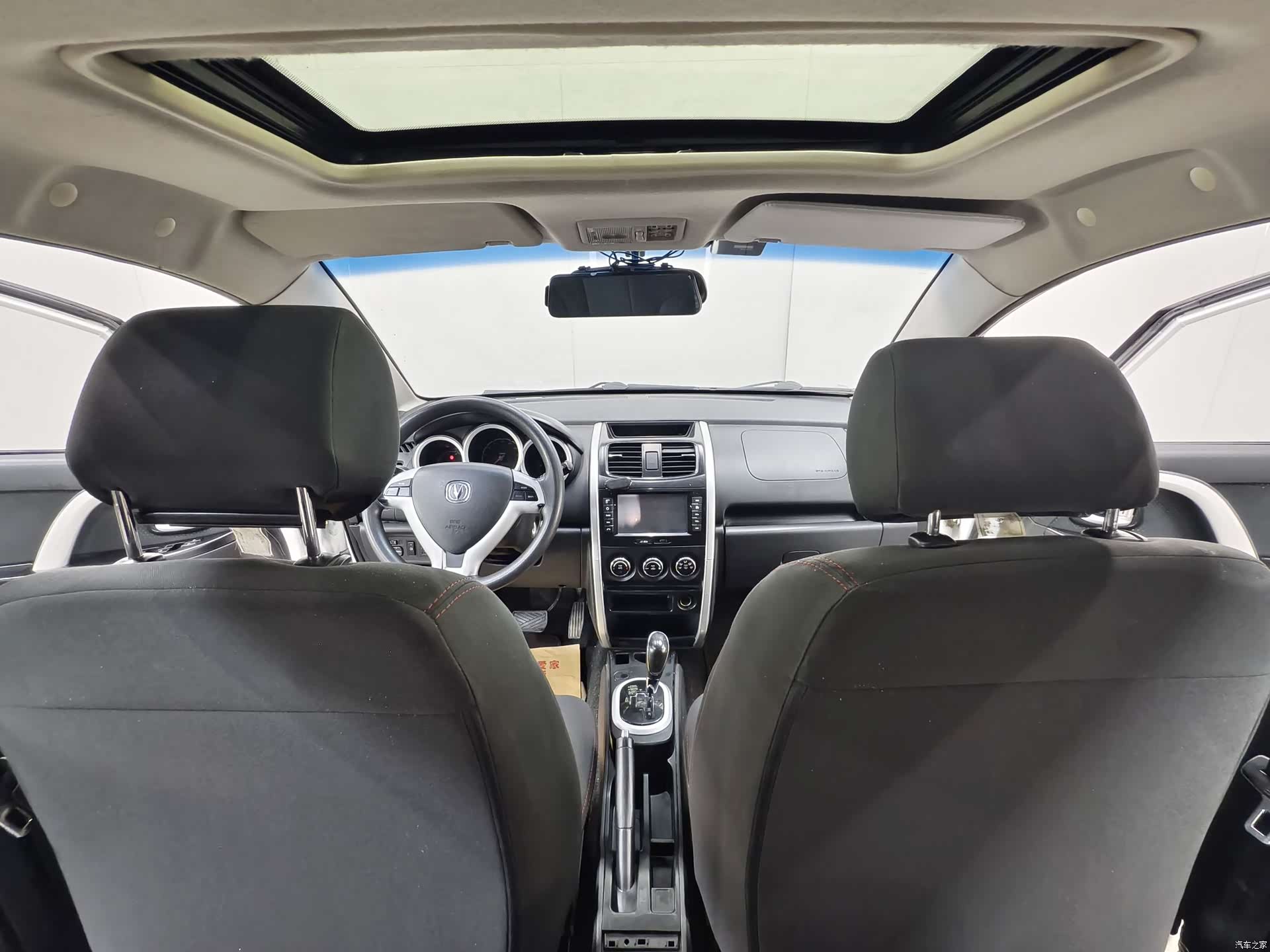 Changan CX20, 2015 10