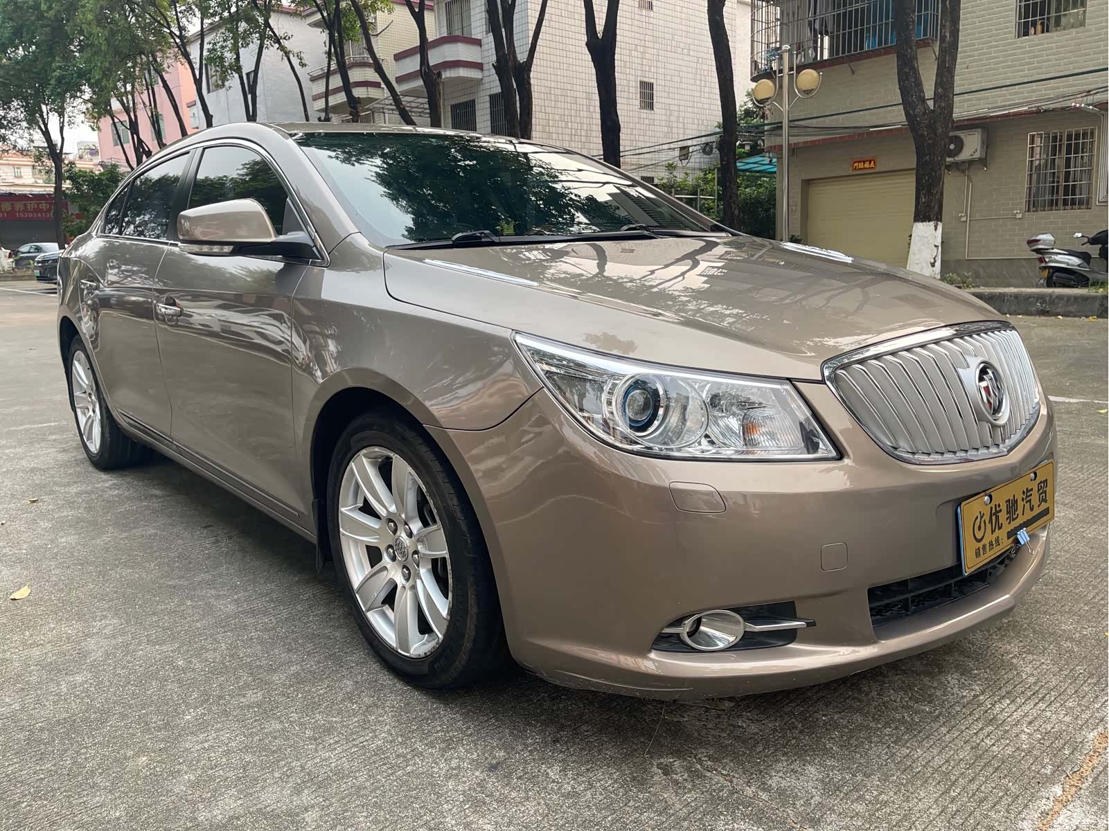 Buick LaCrosse, 2013 3