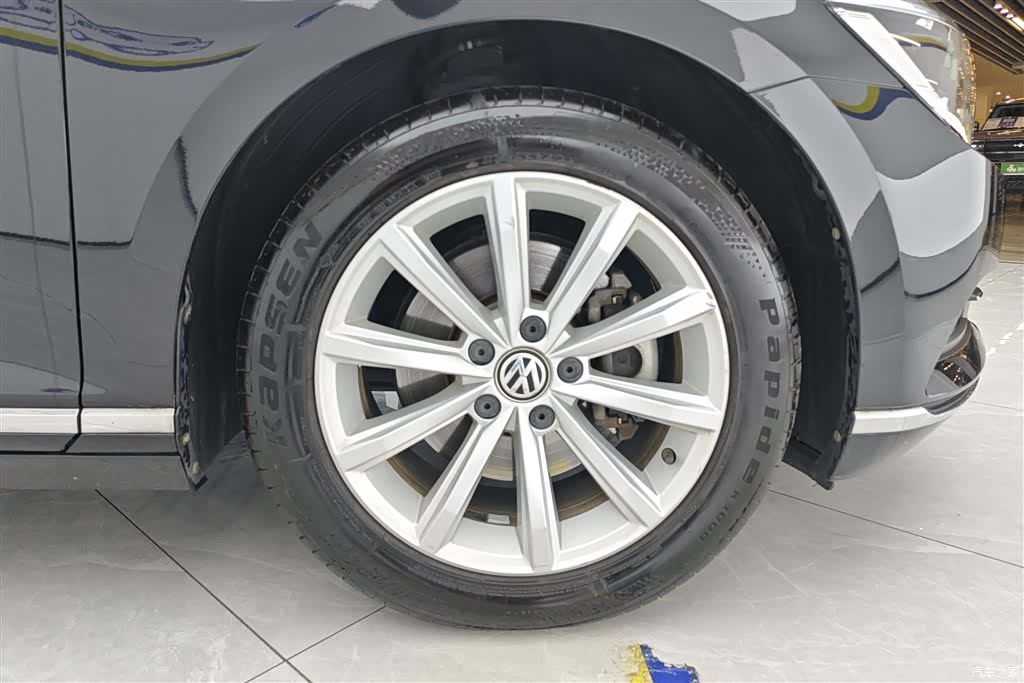 Volkswagen Magotan, 2019 6