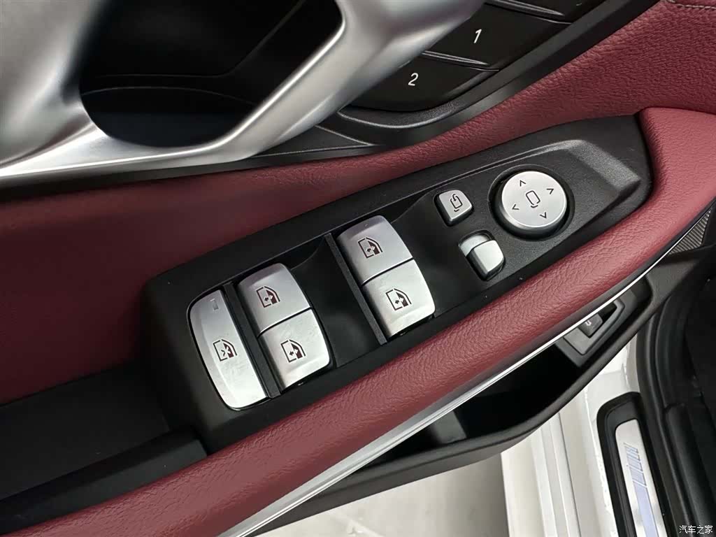 BMW 3 Series, 2024 25