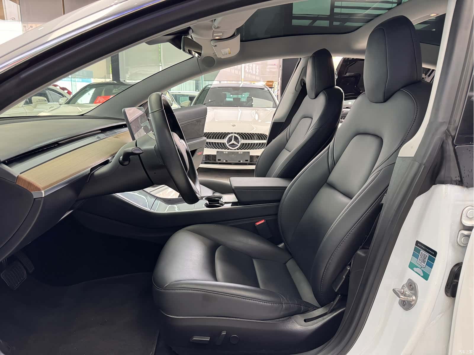 Tesla Model 3, 2019 14